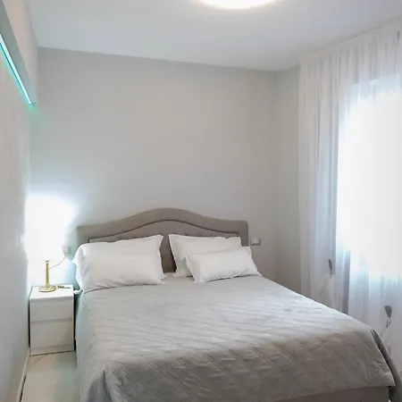 Casa Di Zina Апартаменты *