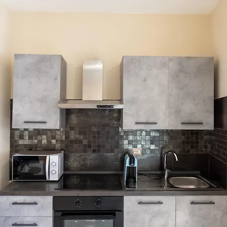 Casa Di Zina Апартаменты Верона