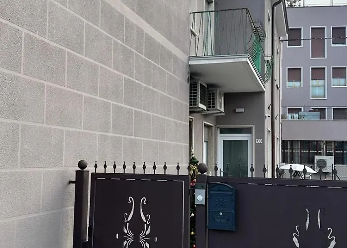 Casa Di Zina * Верона